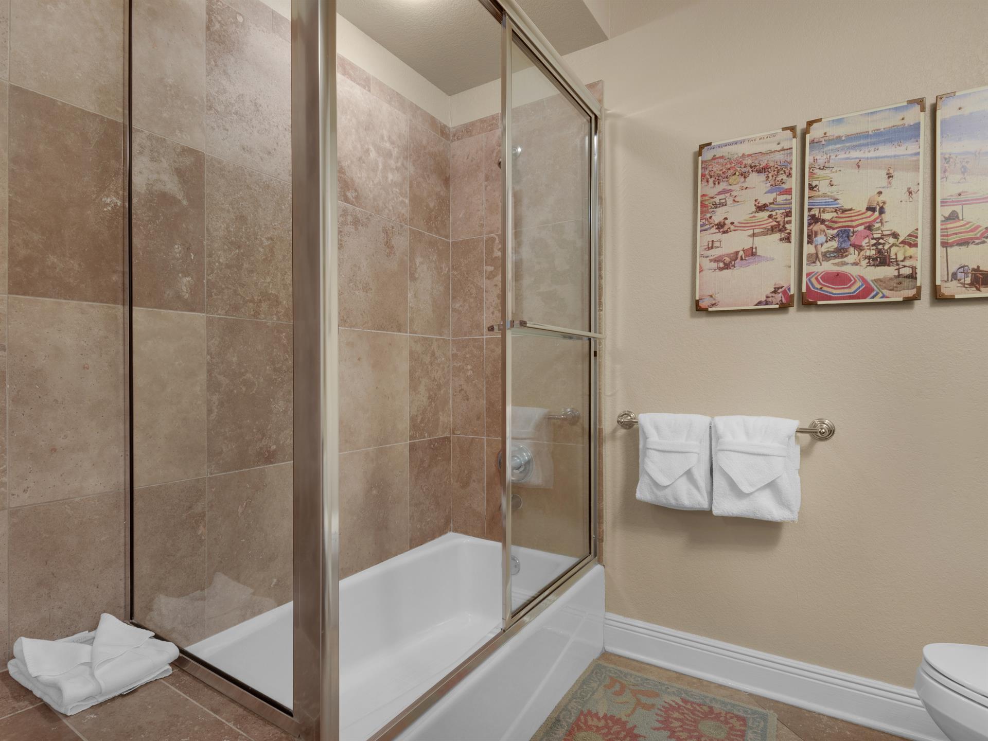 Hall bathroom with walkin shower