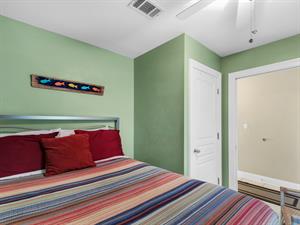 Guest Bedroom 3 with Queen