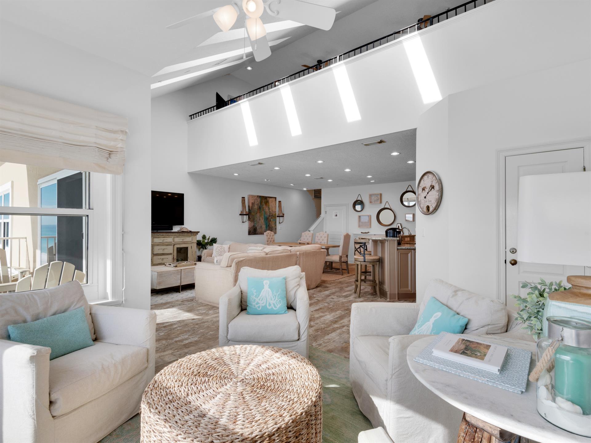 Sitting Area with Gulf Views