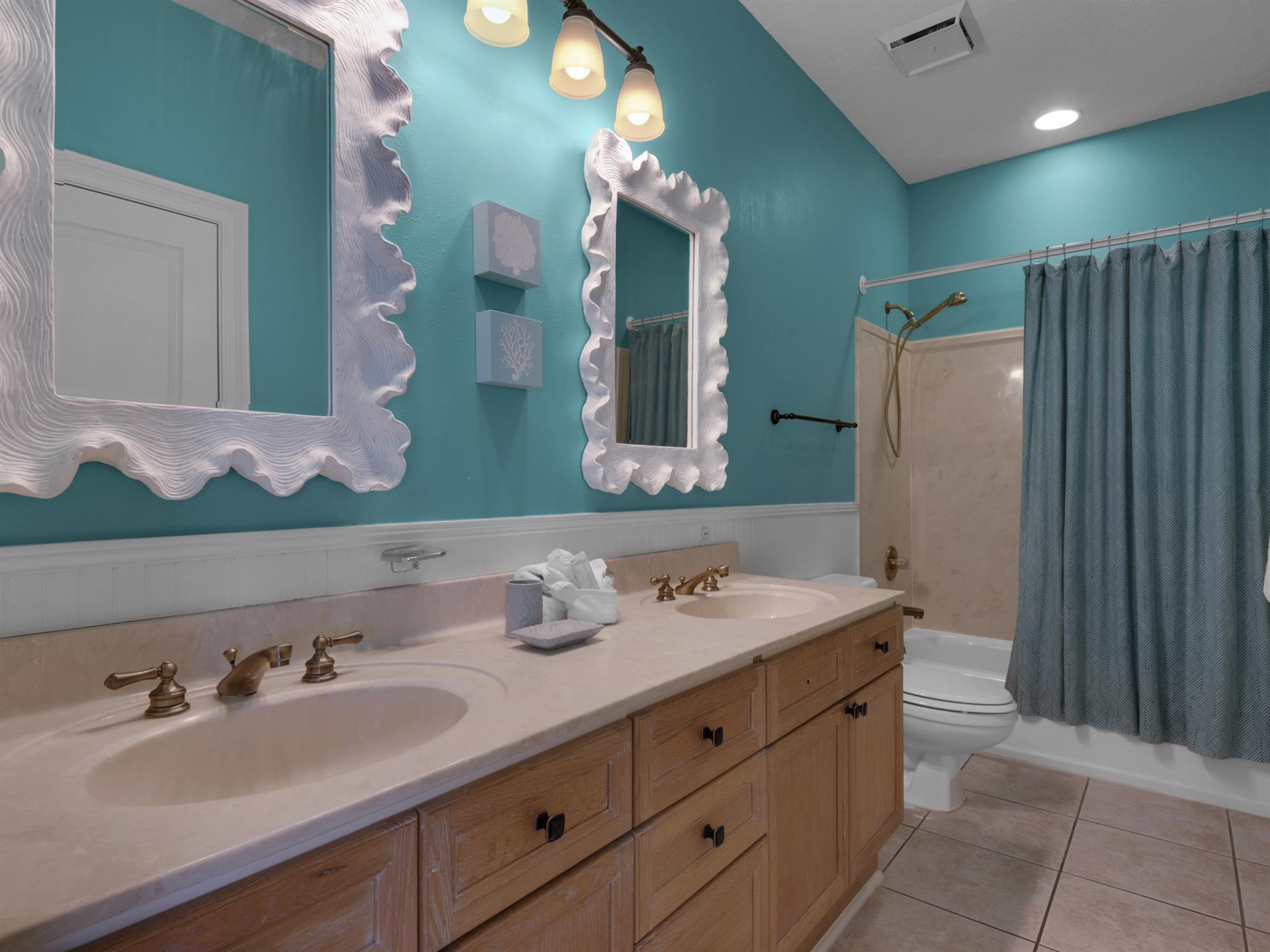 2nd fl Full Bathroom