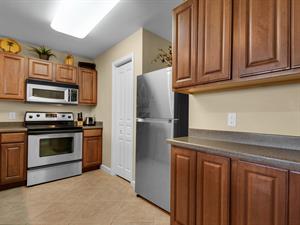 Kitchen with plenty of cooking space