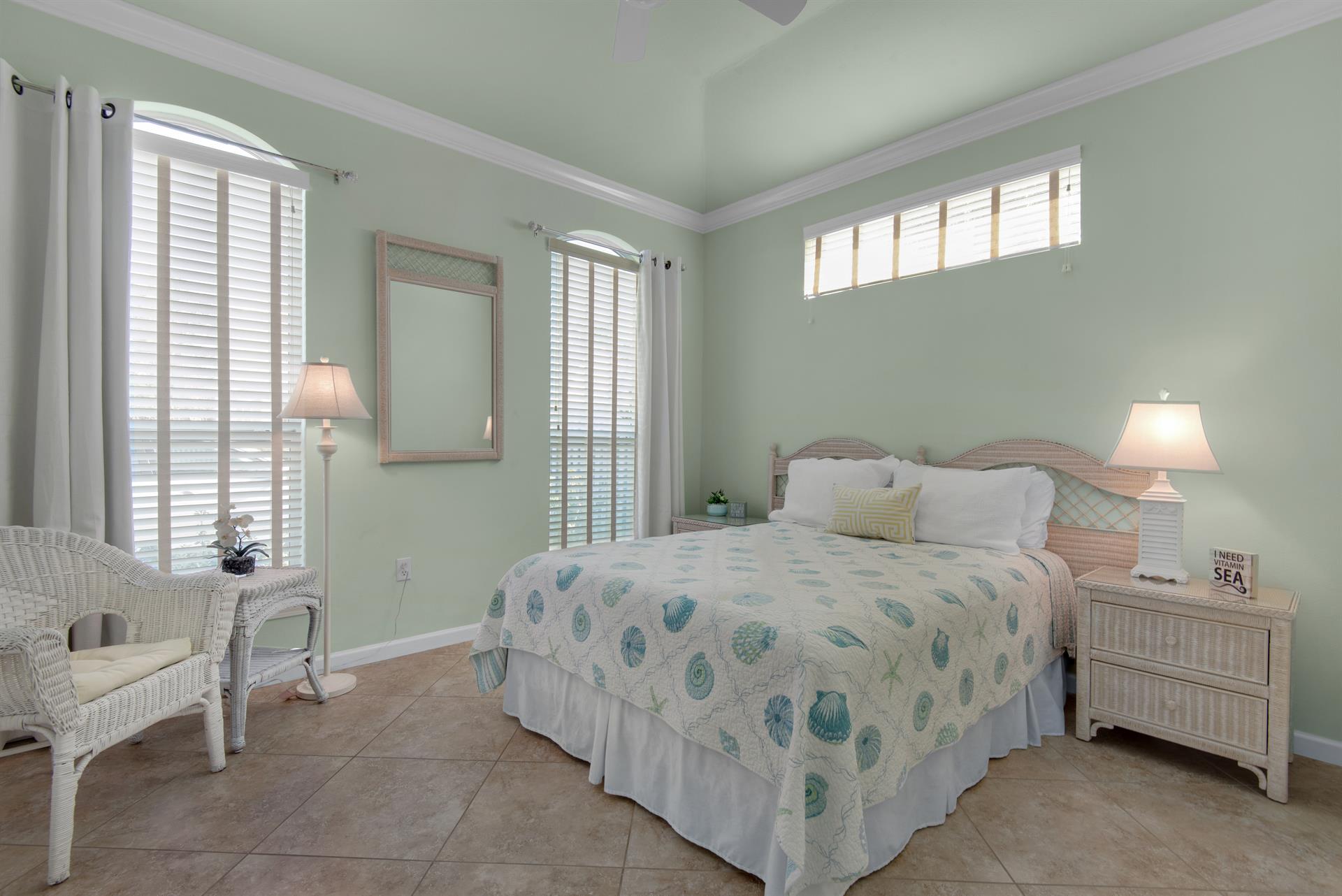 Guest Bedroom with Queen