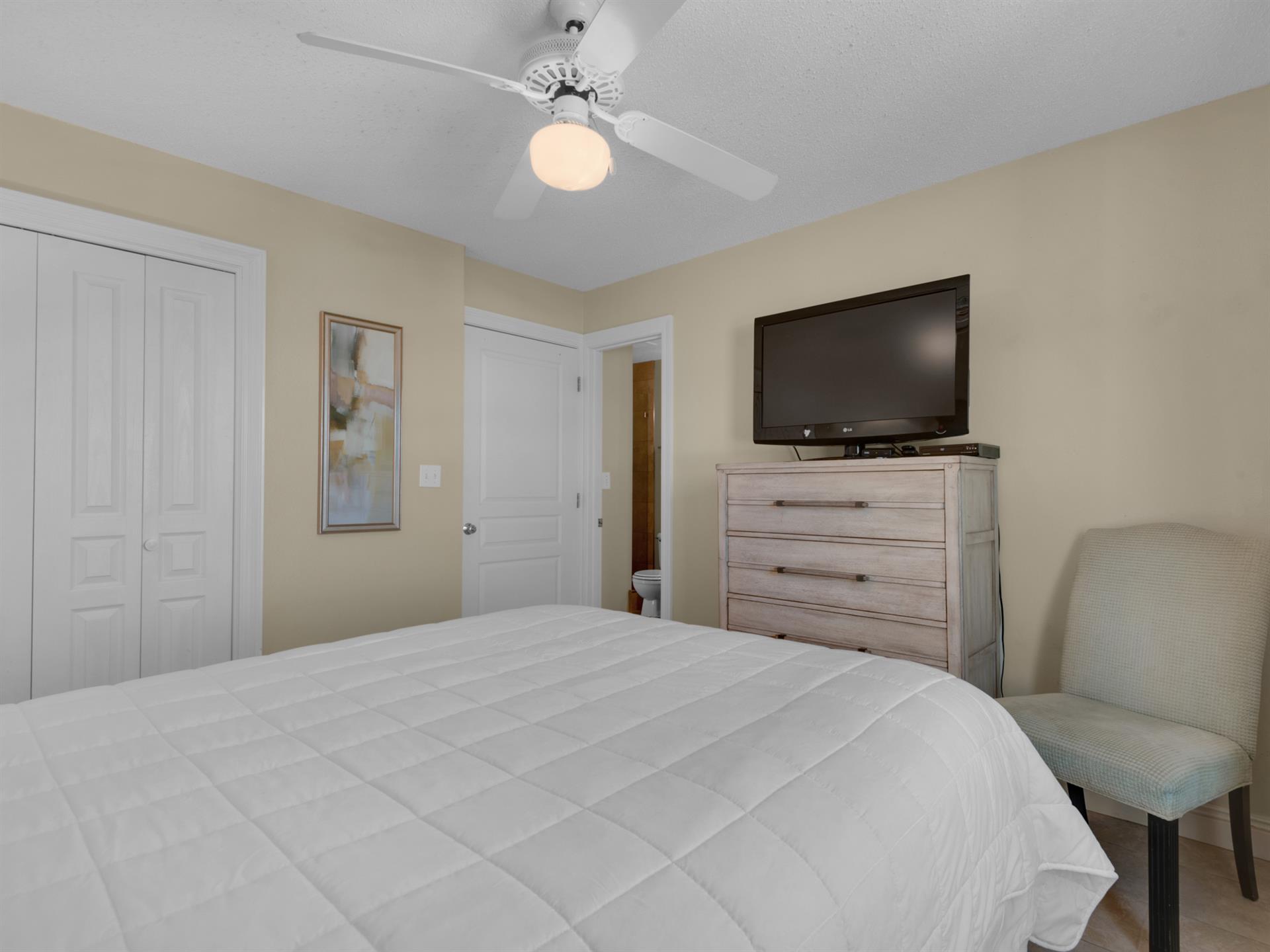 Guest Bedroom with Private Entrance to Hall Bath