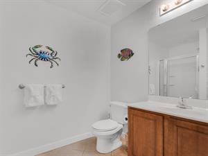 Guest Bathroom with Walkin Shower