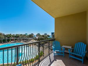 Balcony with Plenty of Seating
