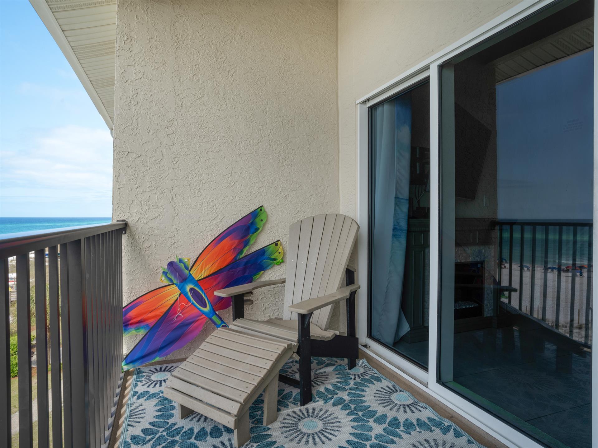 Relax to the sound of waves