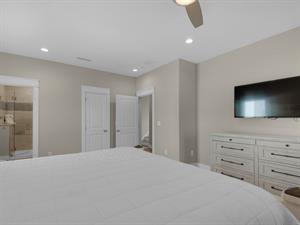 2nd Floor King Room 1