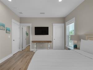 2nd Floor King Room 3