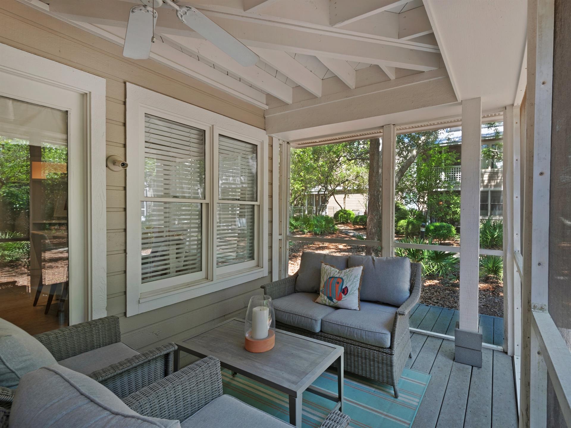 Realxing Screened Porch