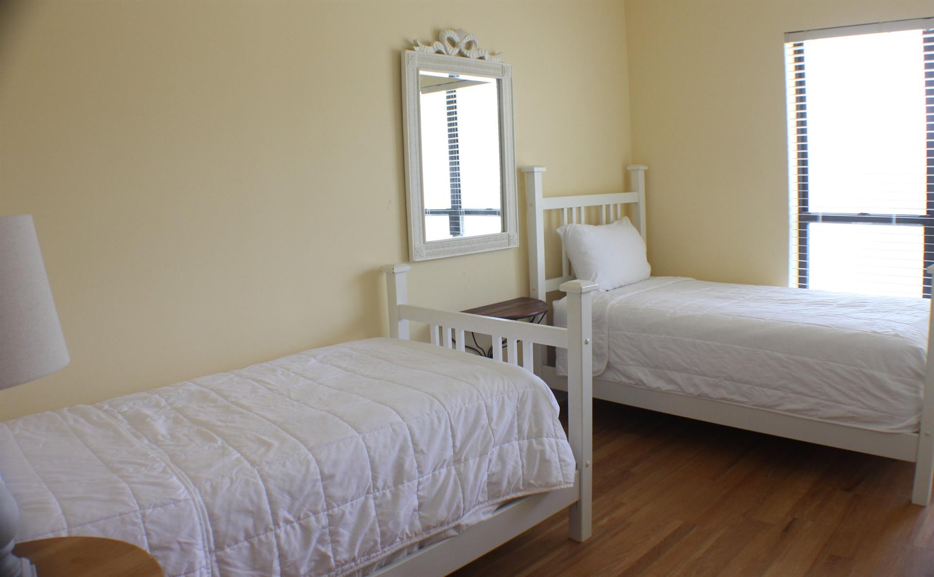 Guest Bedroom 2 with Twin Beds