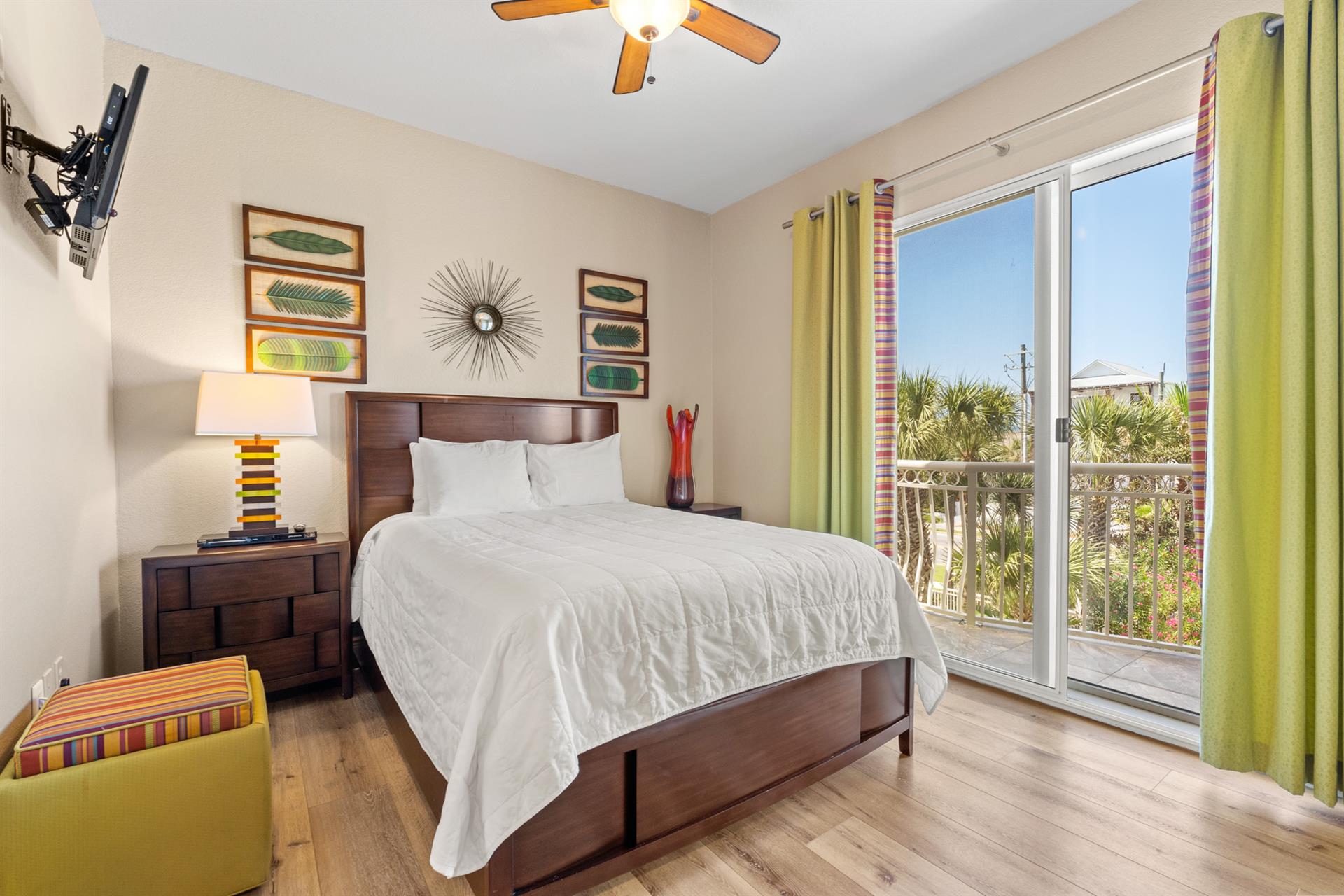 Guest Bedroom 2 with Queen Bedroom