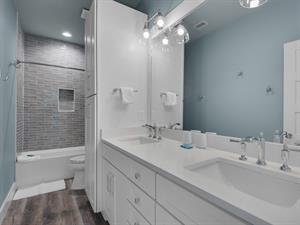 2nd Floor queen bunk room 1 with private bathroom