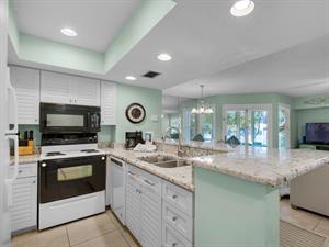 Kitchen with Bar Area for extra seating