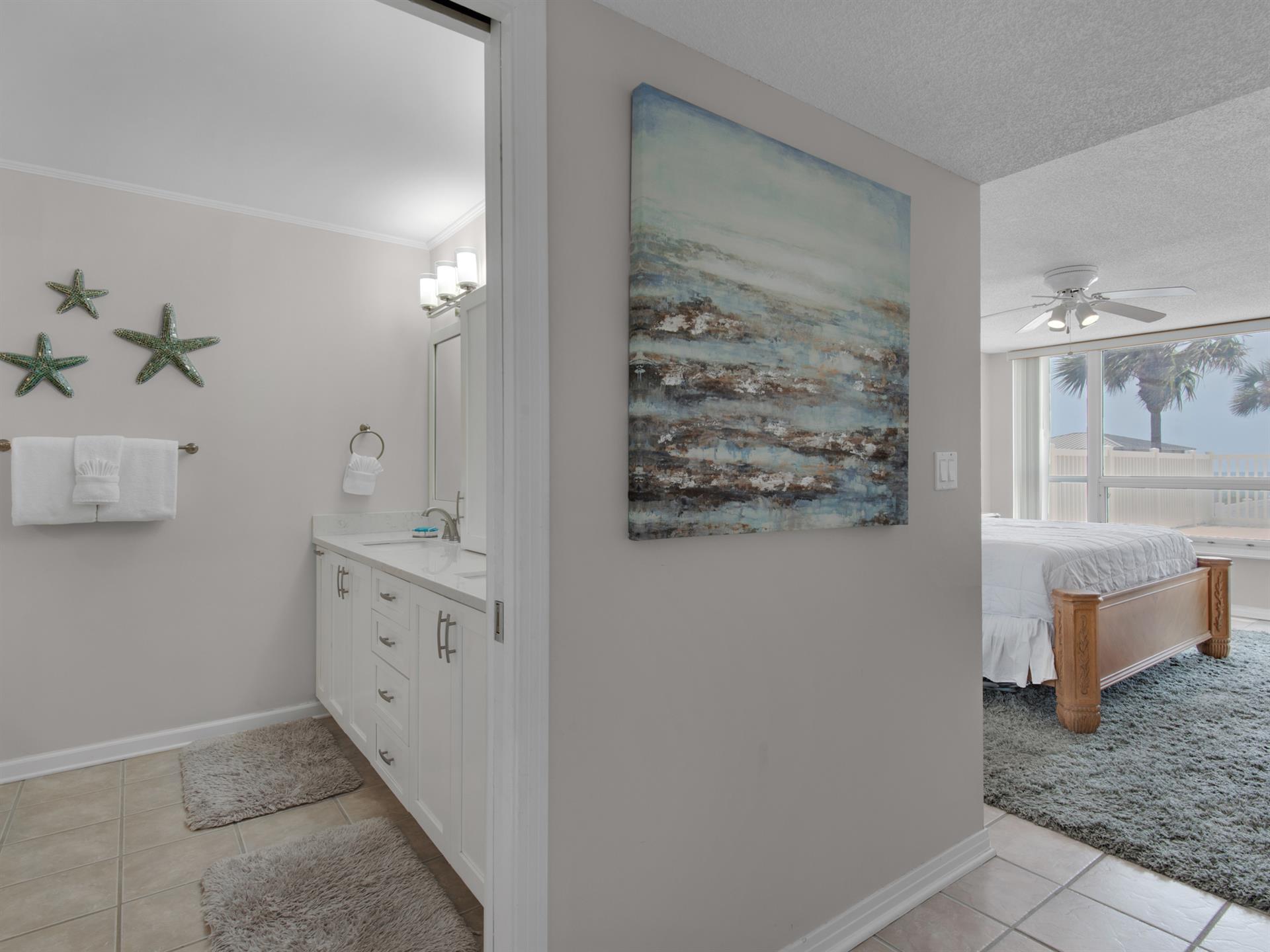 Entry to Primary Suite