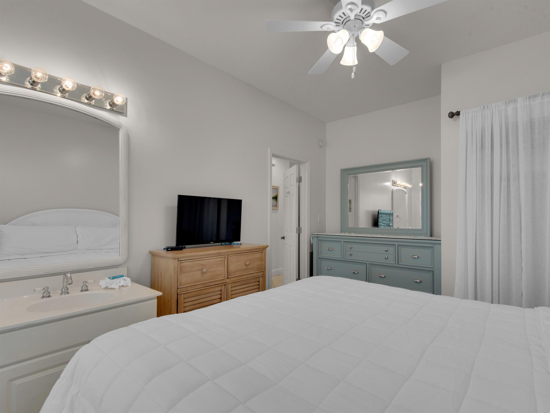 1st floor king room with TV