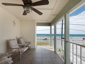 Large 2nd floor balcony with Gulf views