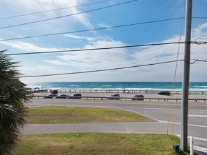 Kick back and listen to the waves