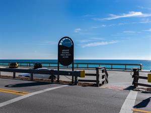 Beach access just across the 2 lane beach road