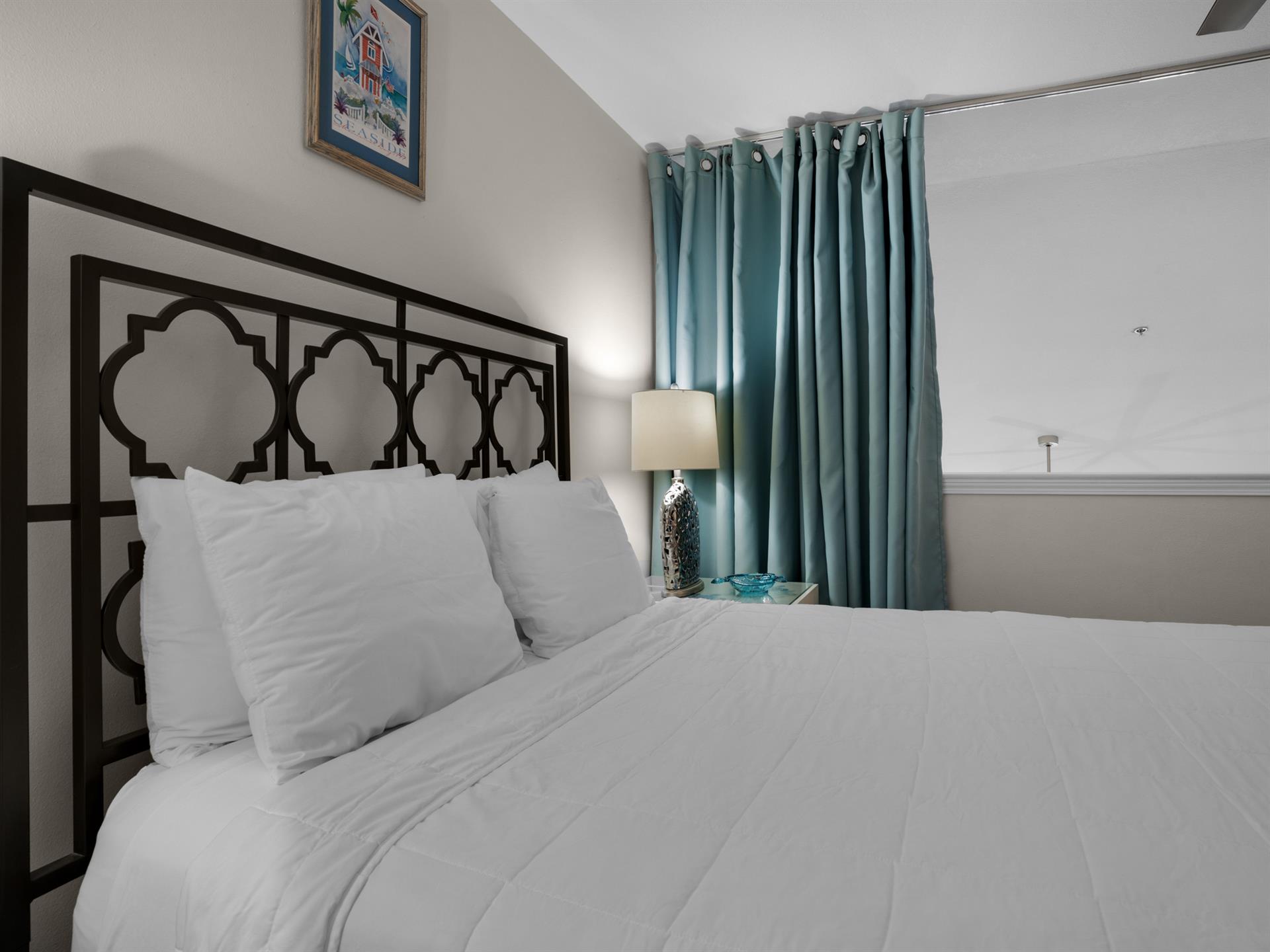 2nd floor LOFT Guest room with new King bed June 2022