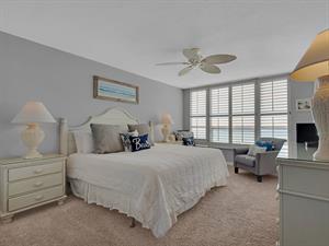 Primary Suite with King Bed