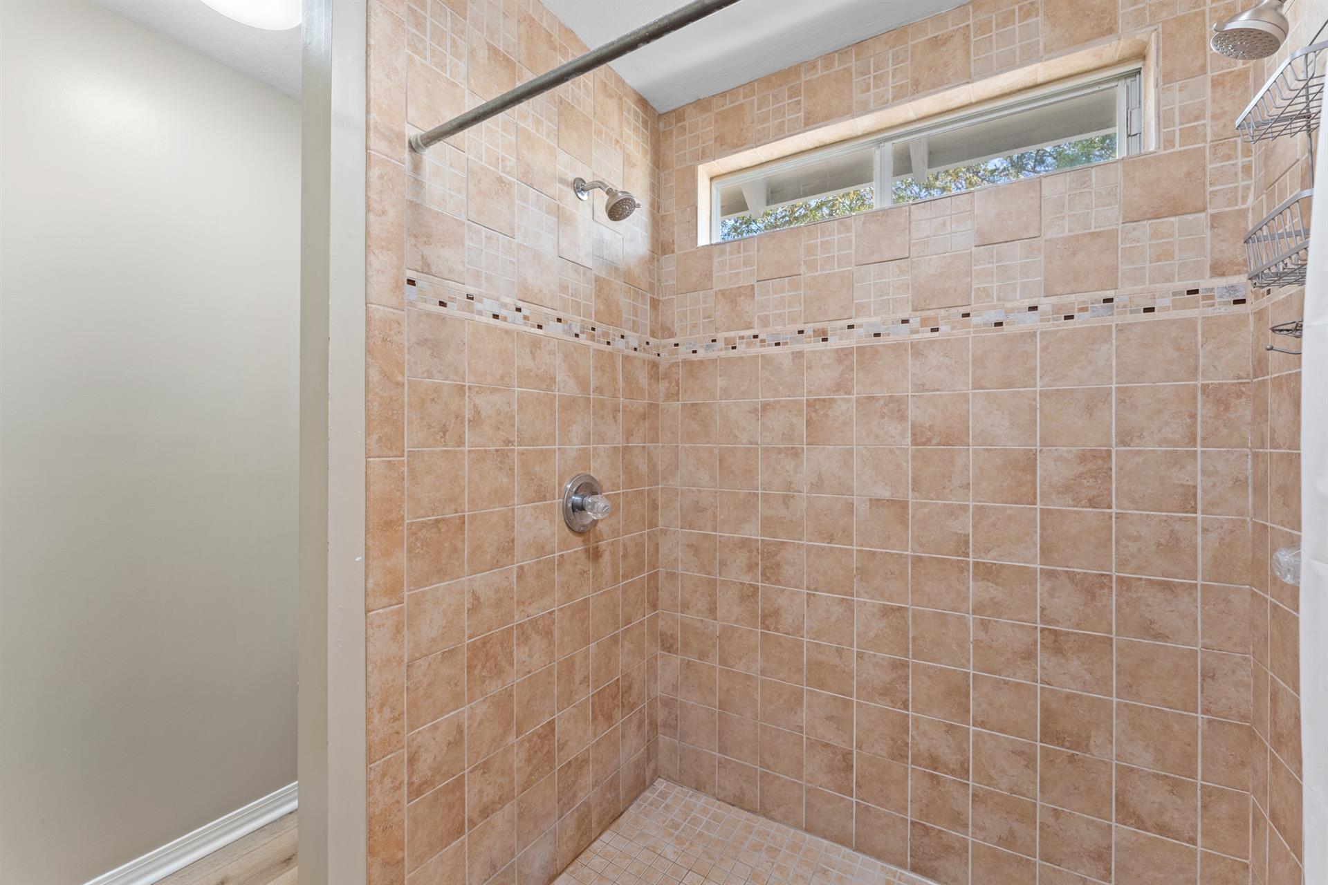 Primary Walkin Shower