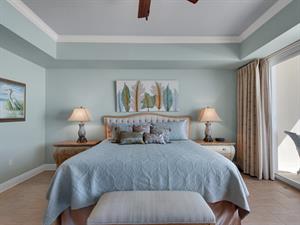 Beautiful and serene primary bedroom