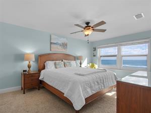 Primary Bedroom with Gulf View