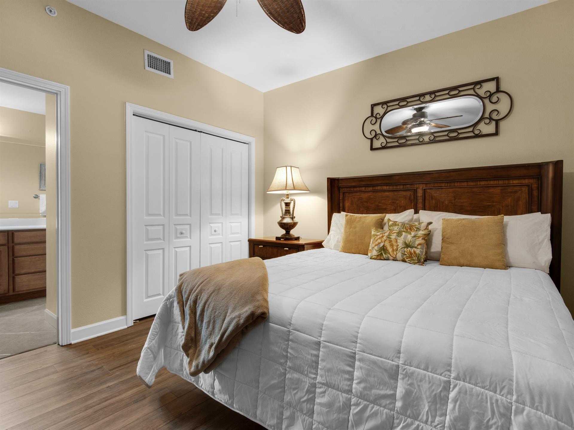 Primary bedroom with en suite bathroom