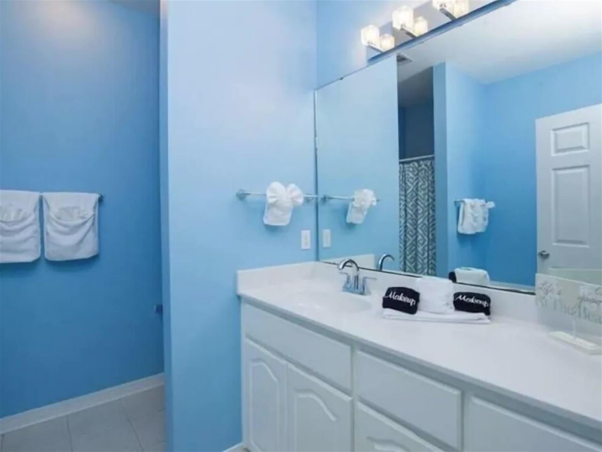 2nd Floor Primary Bathroom