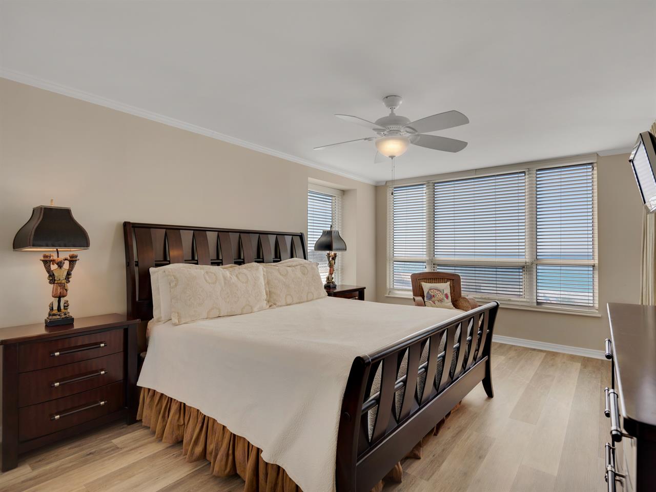 Priamry Bedroom with King Bed