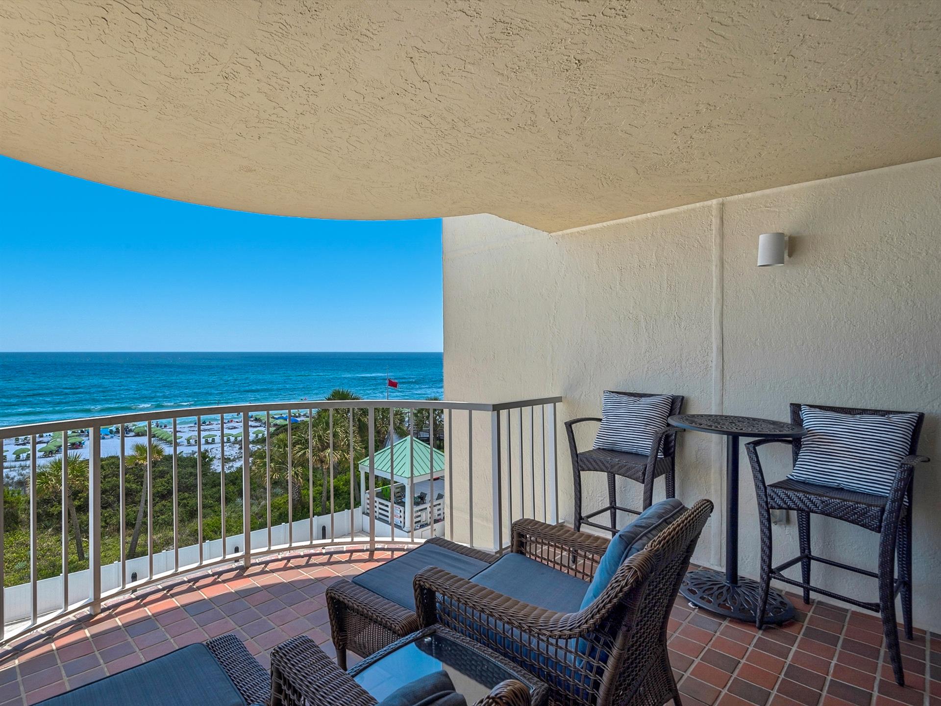 Welcome to Gulfside 402