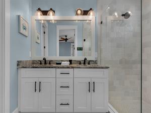 2nd Floor King Bedroom 4 Bathroom