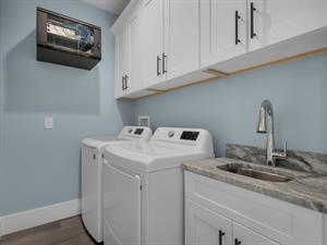 2nd Floor Laundry Room
