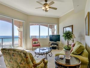 Spacious Living Room with a View of the Gulf