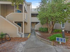 Outside Entrance to HDC195