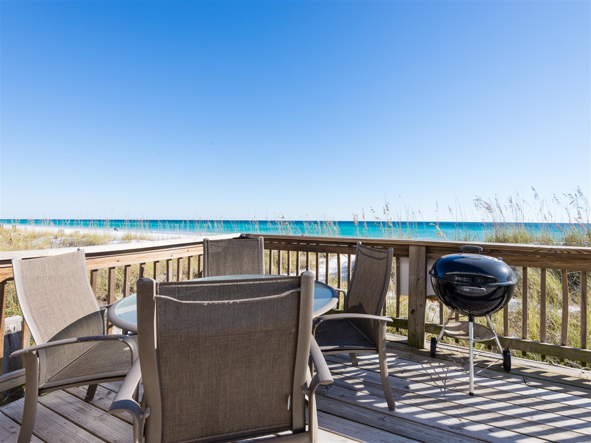Beach level deck with grill