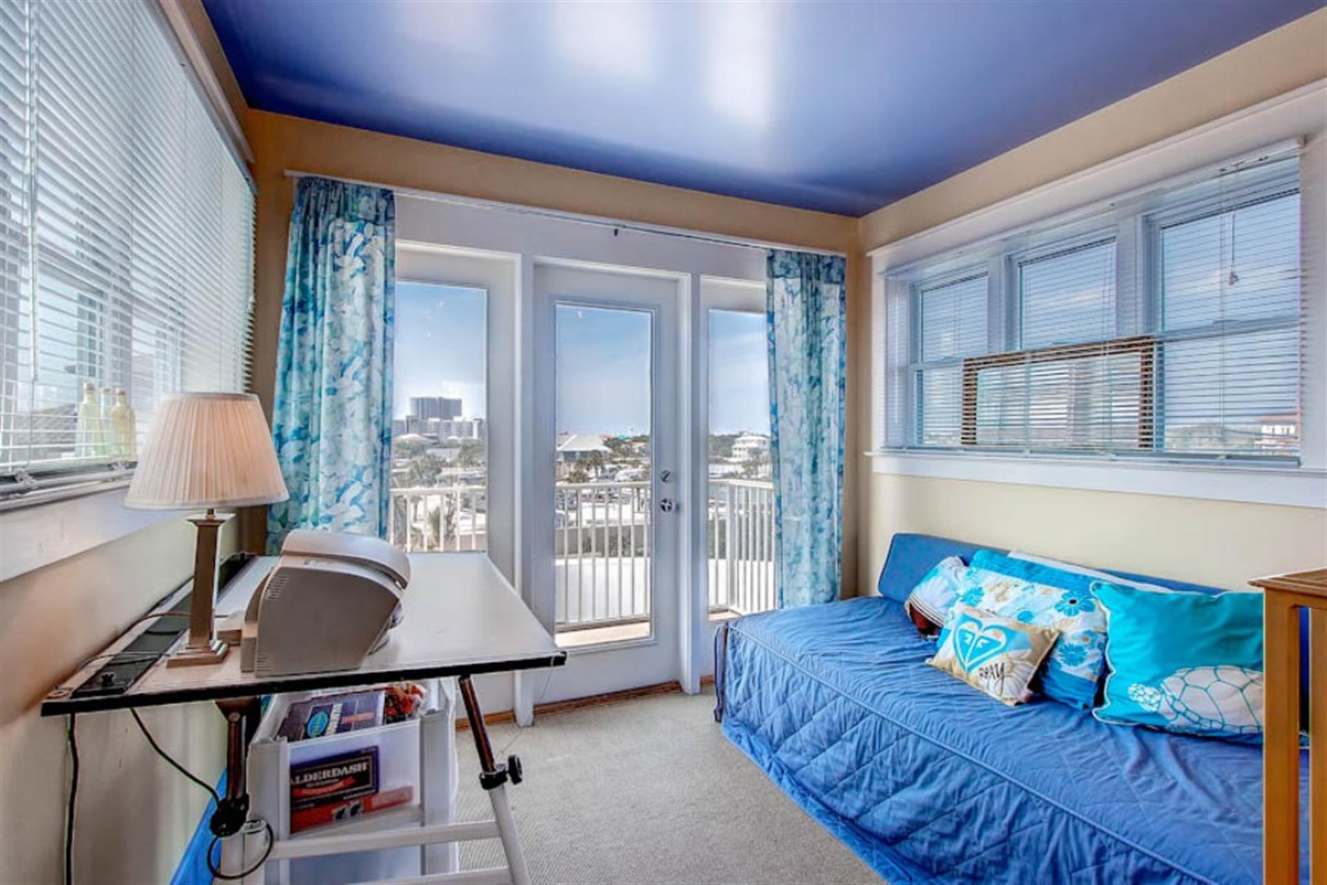 3rd Floor loft bedroom