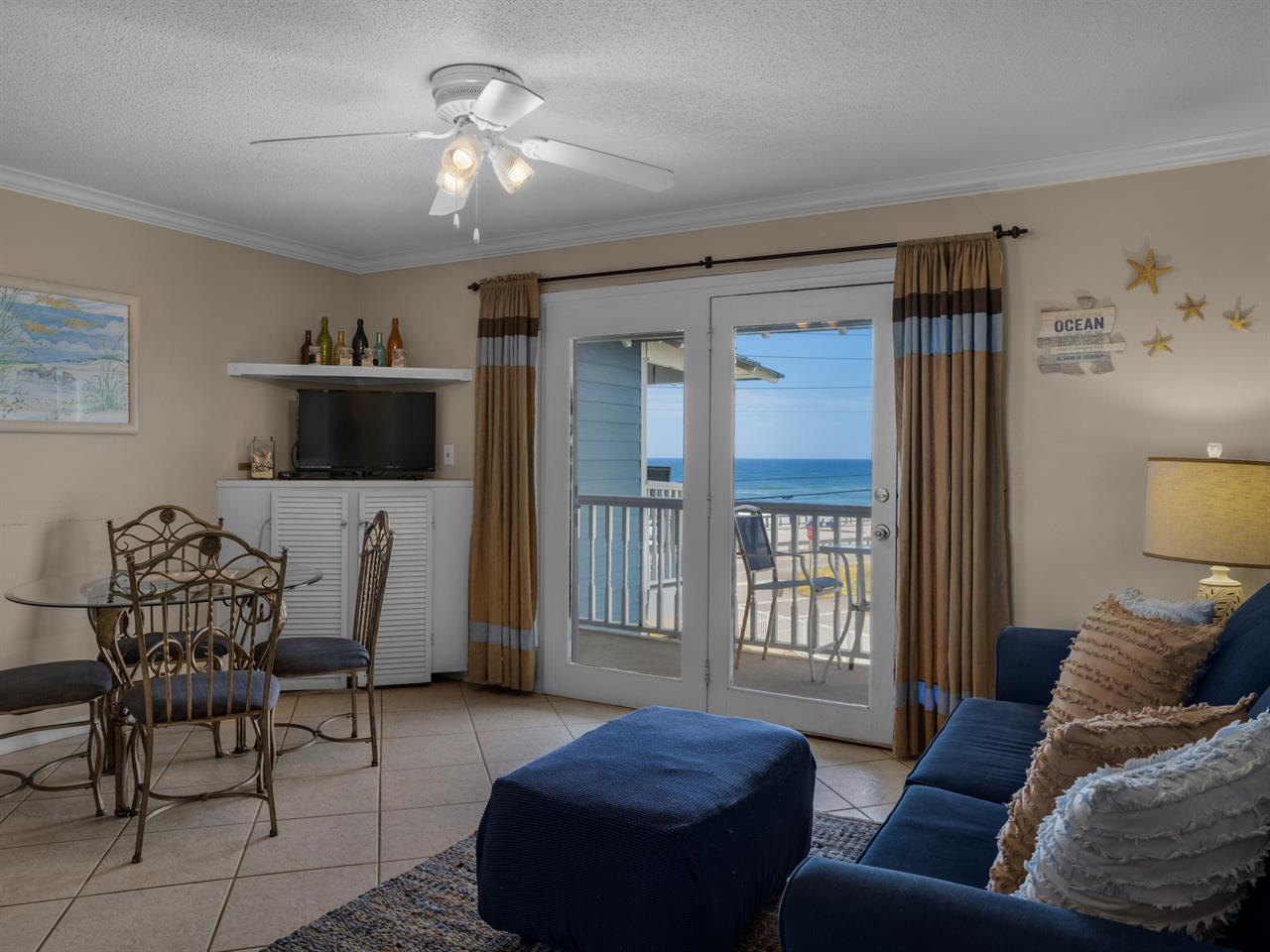 Welcome to Summer Breeze 304 a great Destin vacation condo