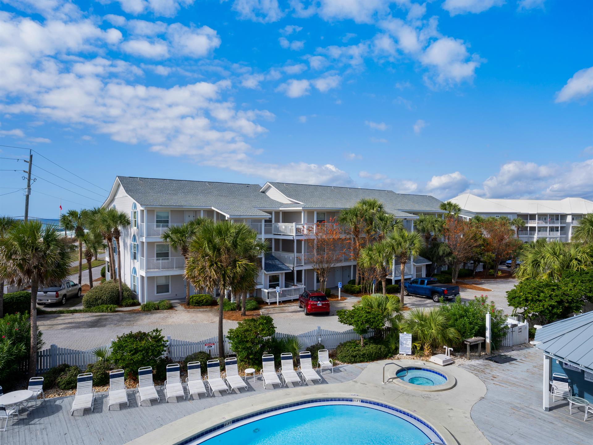 Balcony over looks pool area and offers amazing Gulf views