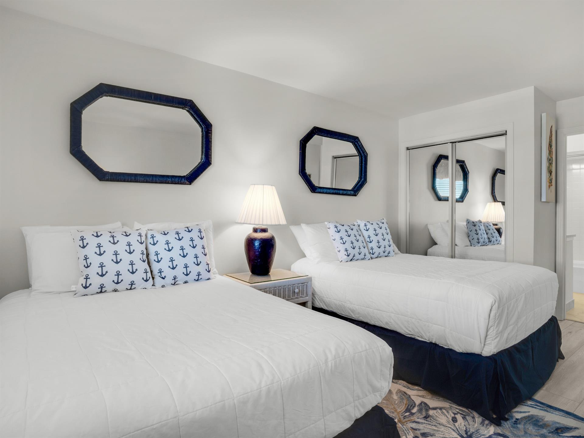 Guest Room with 2 Double Beds