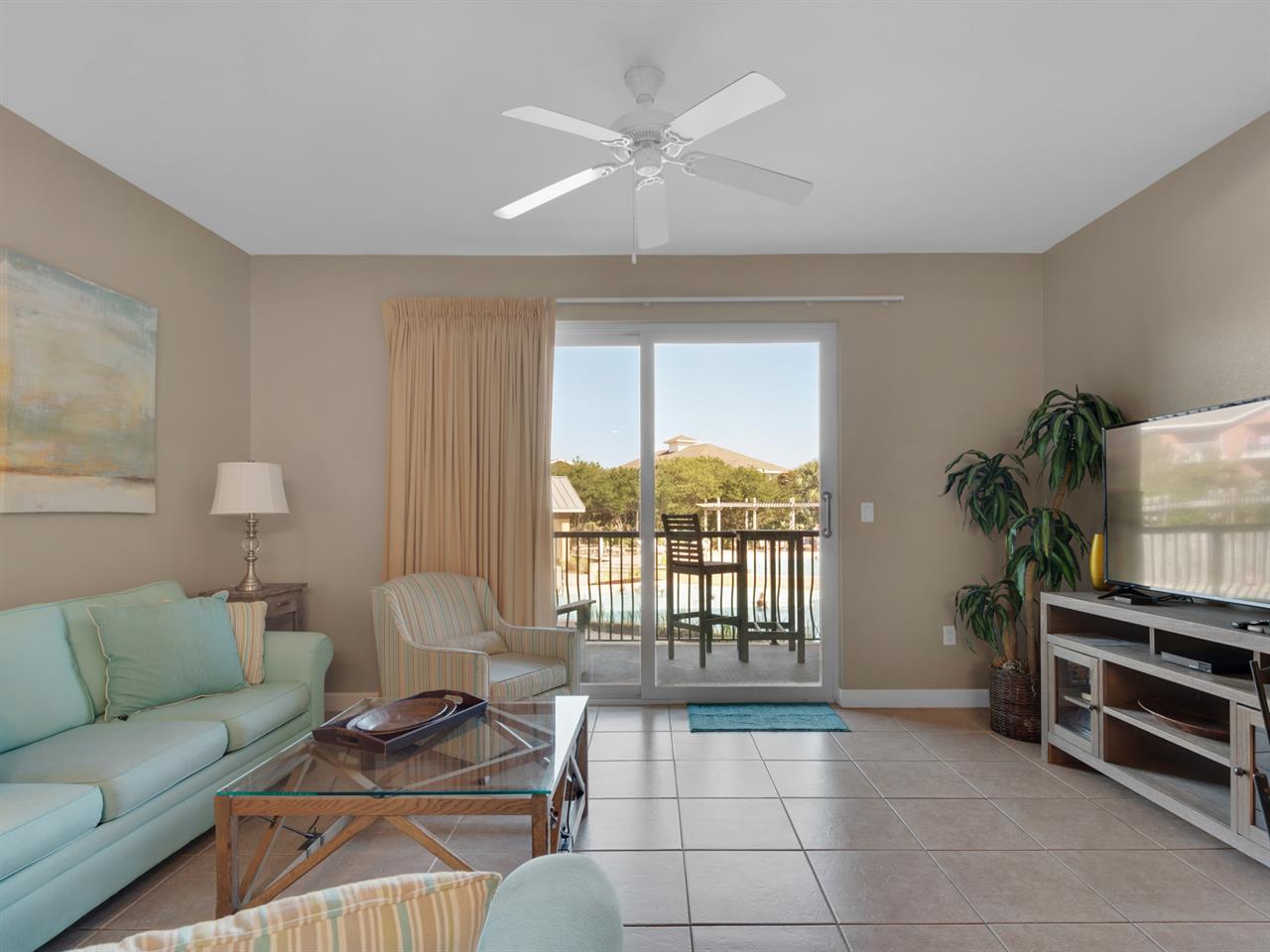 Welcome to Beach Resort 208