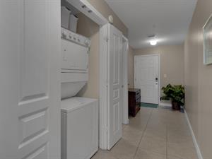 Laundry center off hallway