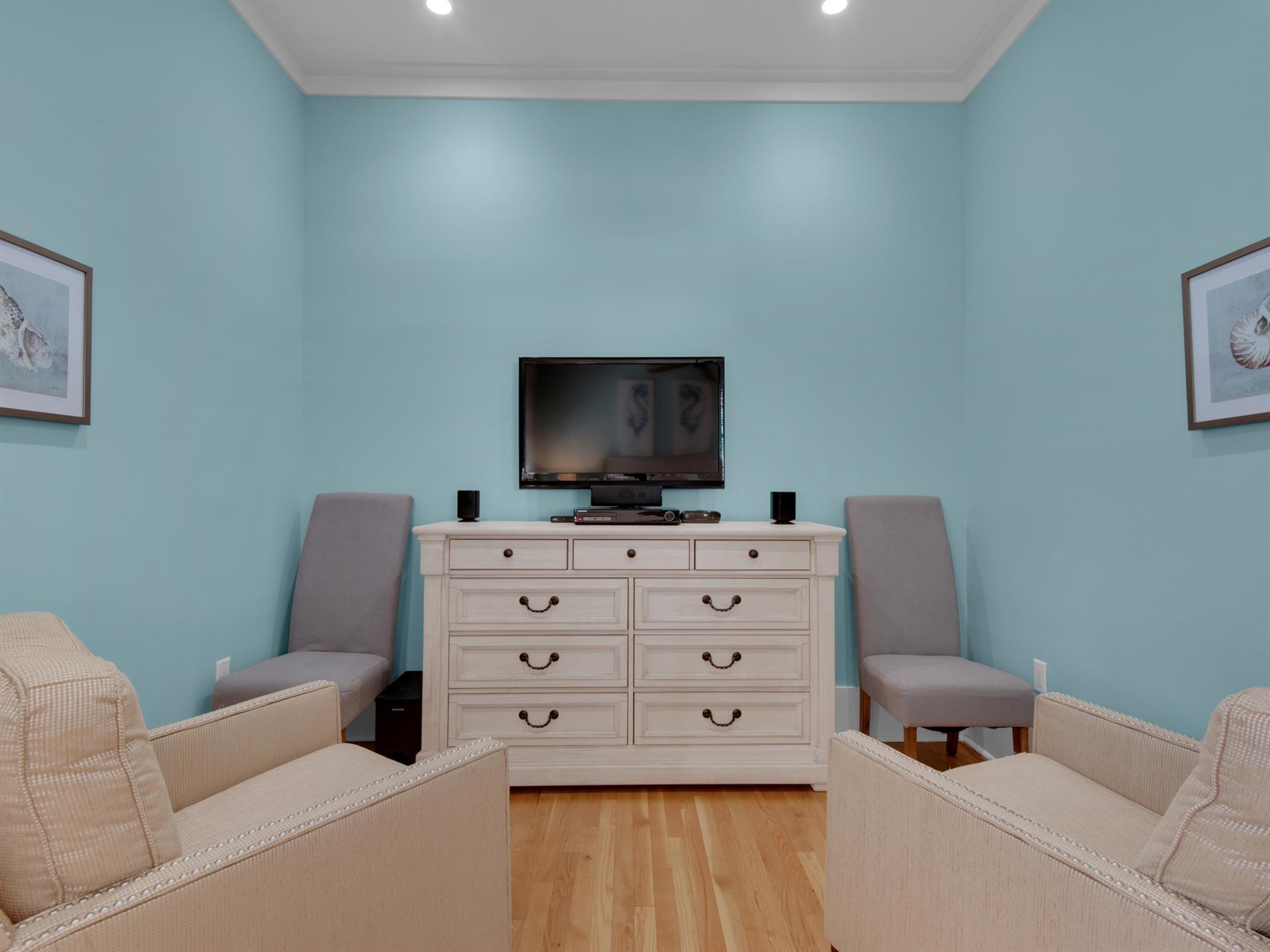 Sitting area in Primary     bedroom  2nd floor