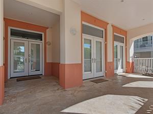 Large front porch great area to grill or for parking bicylces