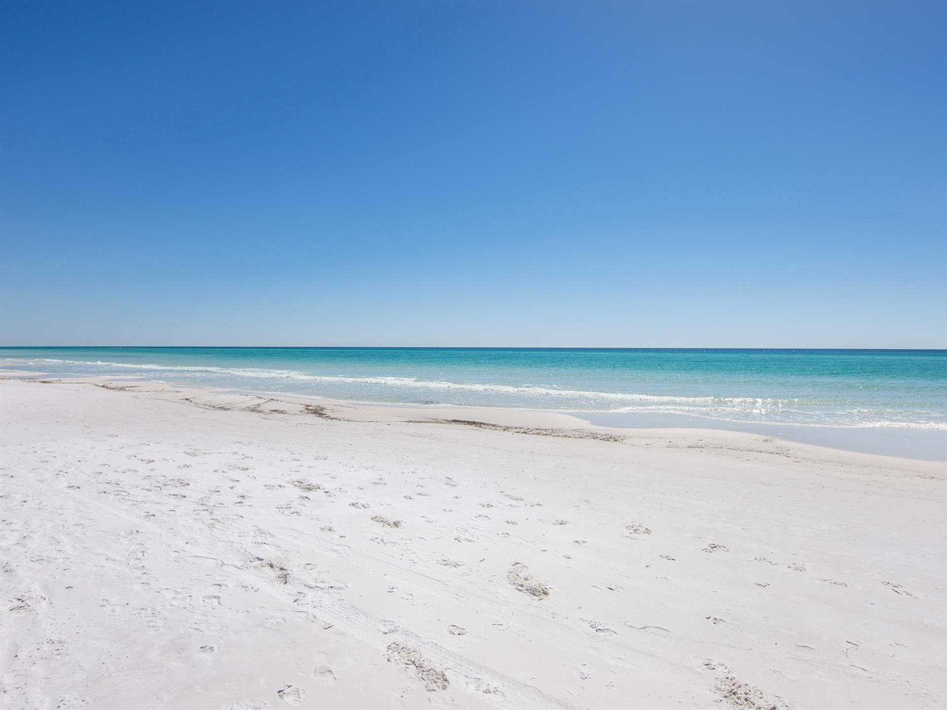 Frangista Beach community beach area