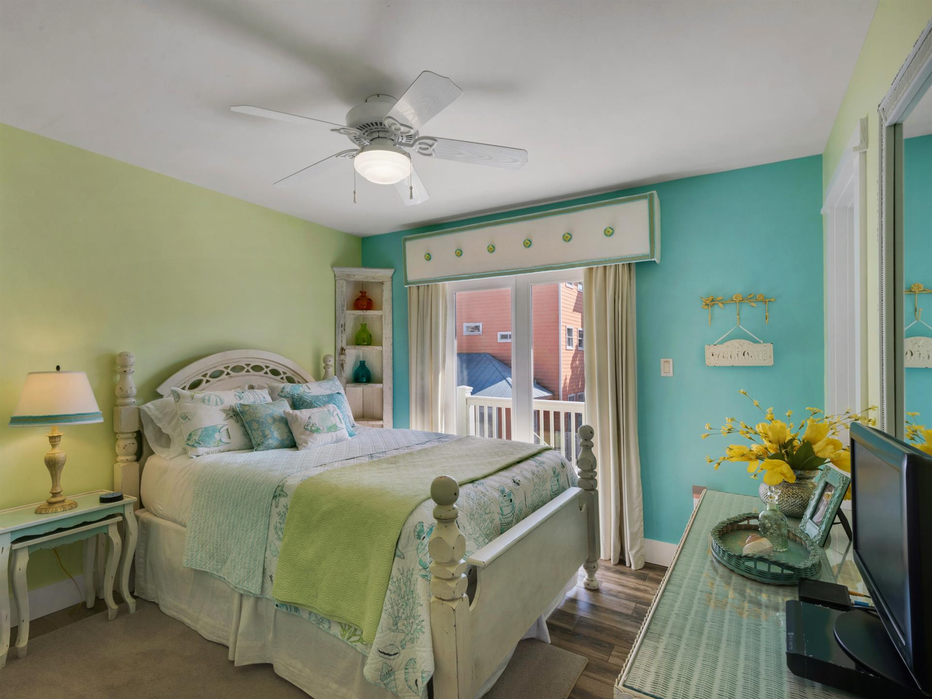 2nd Floor Guest Bedroom with Queen