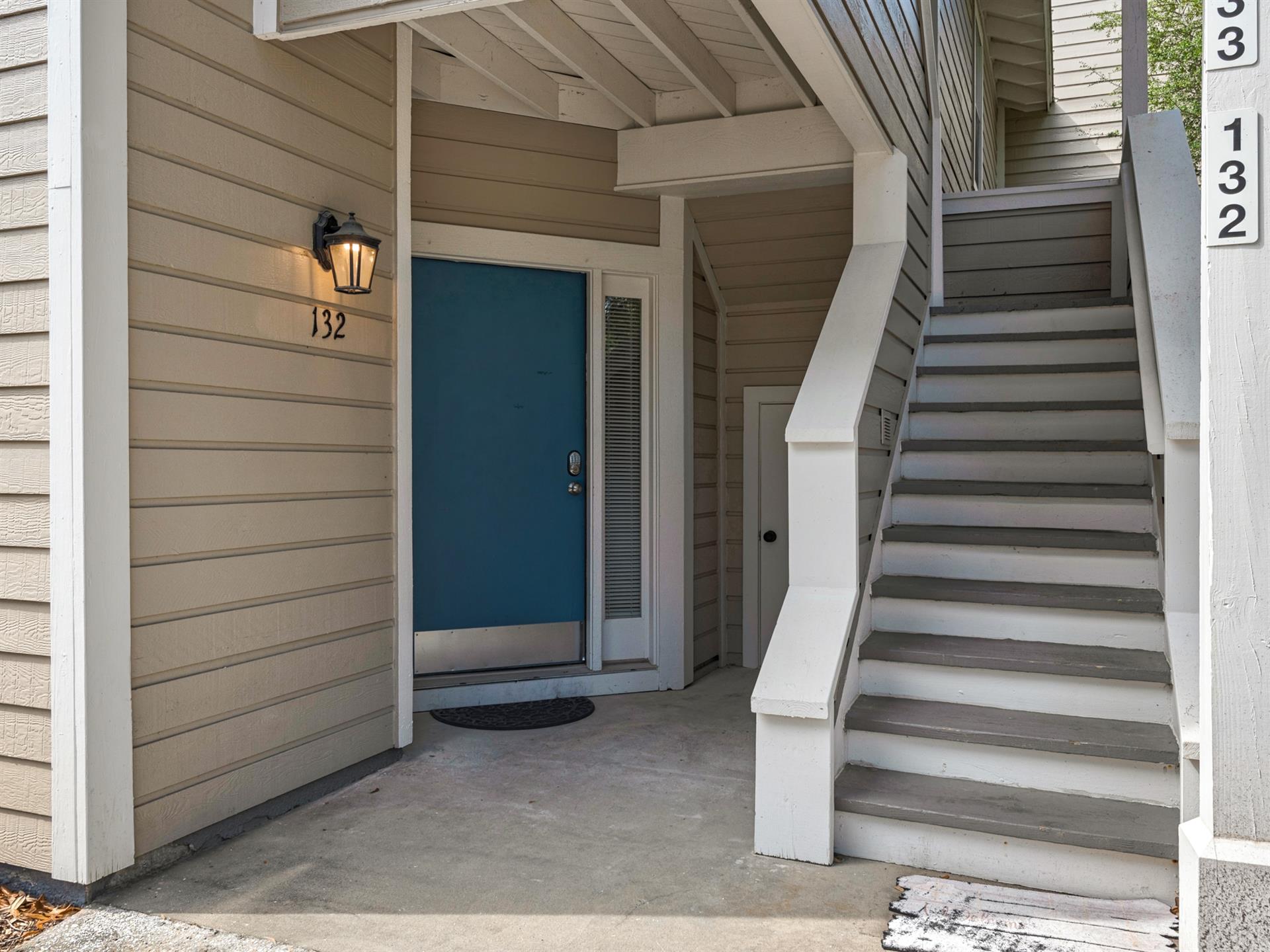 Hidden Dunes Cottages Front Door