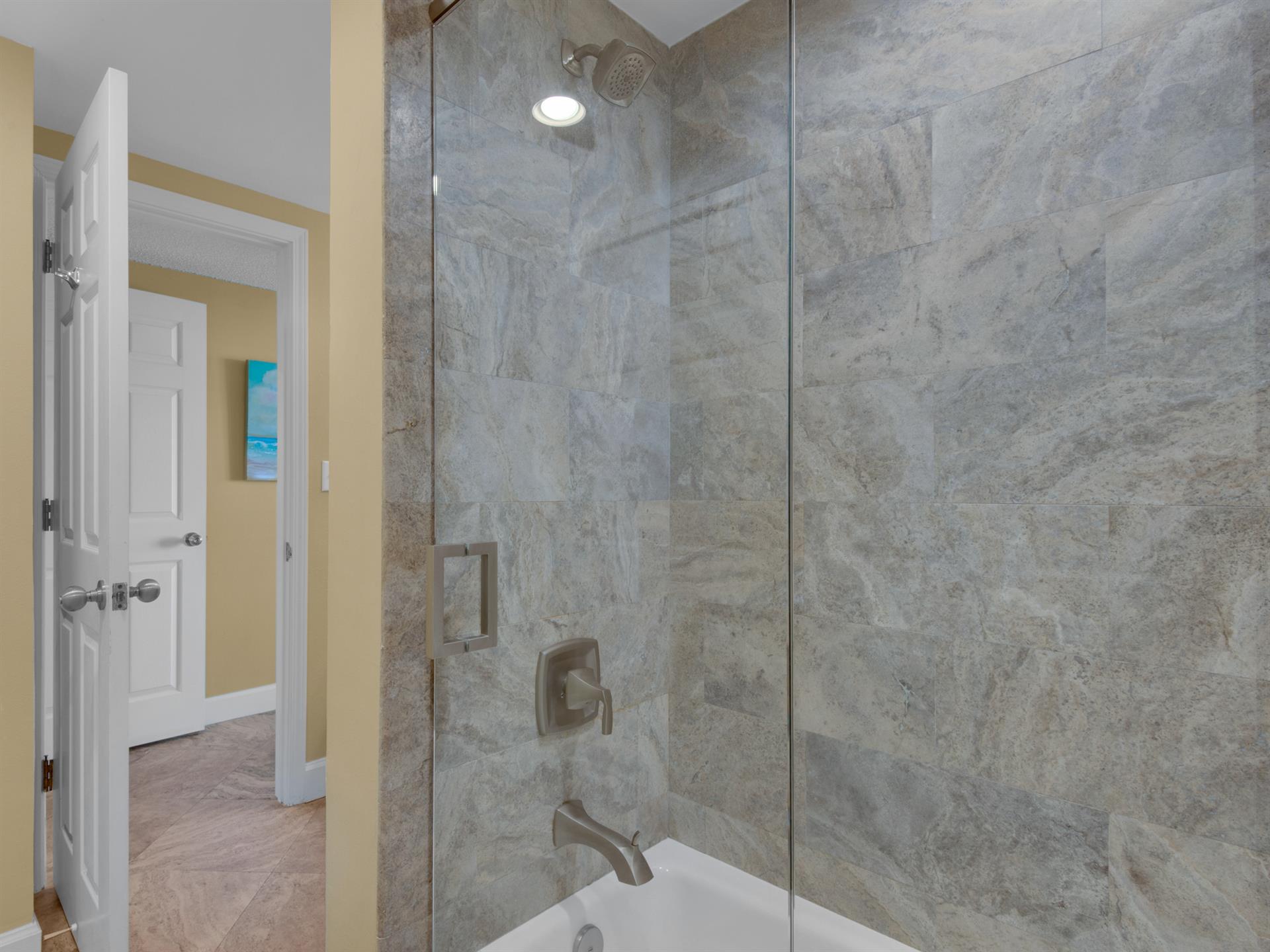 Guest Bathroom 1 with TubShower Mix