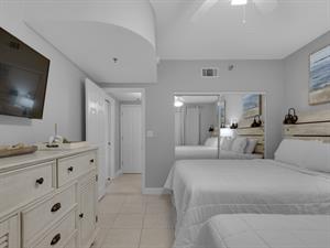 Guest Bedroom 2 with 2 Queen Beds and Flat Screen TV