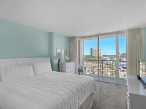 Second Guest room with Queen Bed